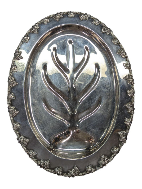 Sliver tray with tree well