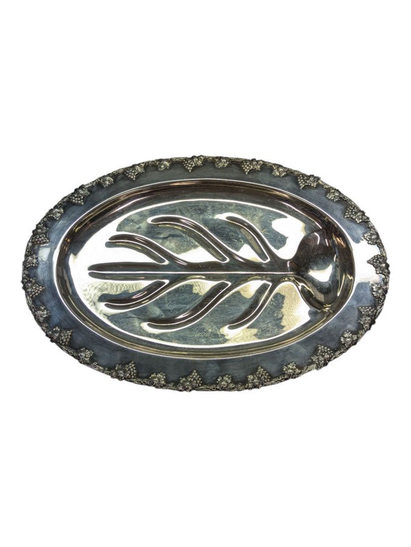 Sliver tray with tree well