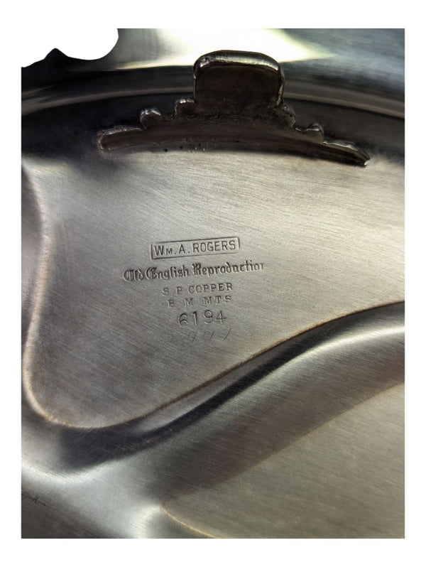 Sliver tray with tree well