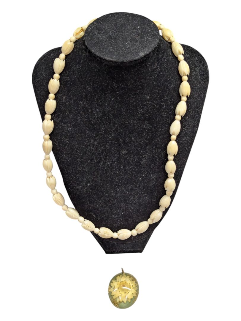 Waterlily necklace set