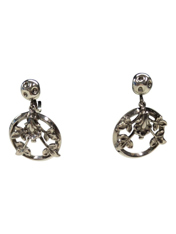 Silver tone floral jewelry set