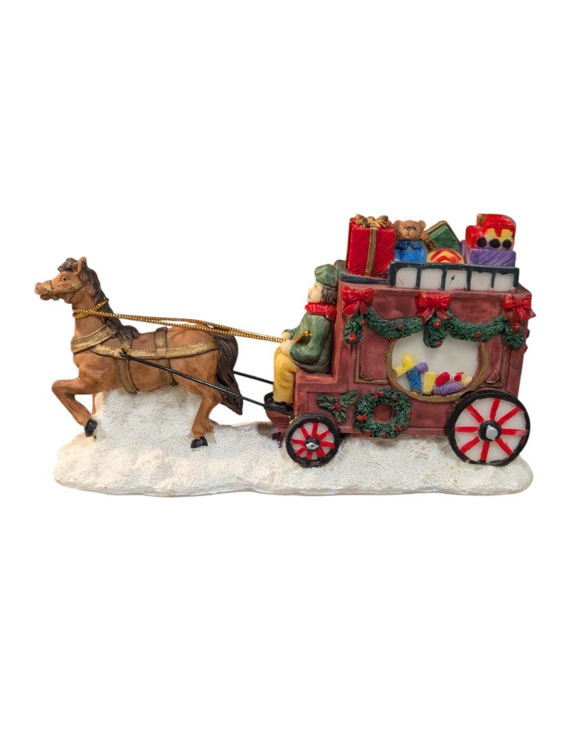 Norwood Hills Polyresin Carriage