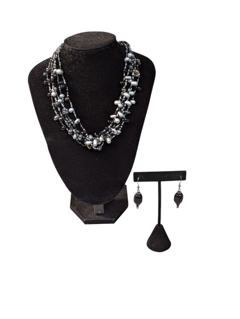 Black Bead Jewelry Set