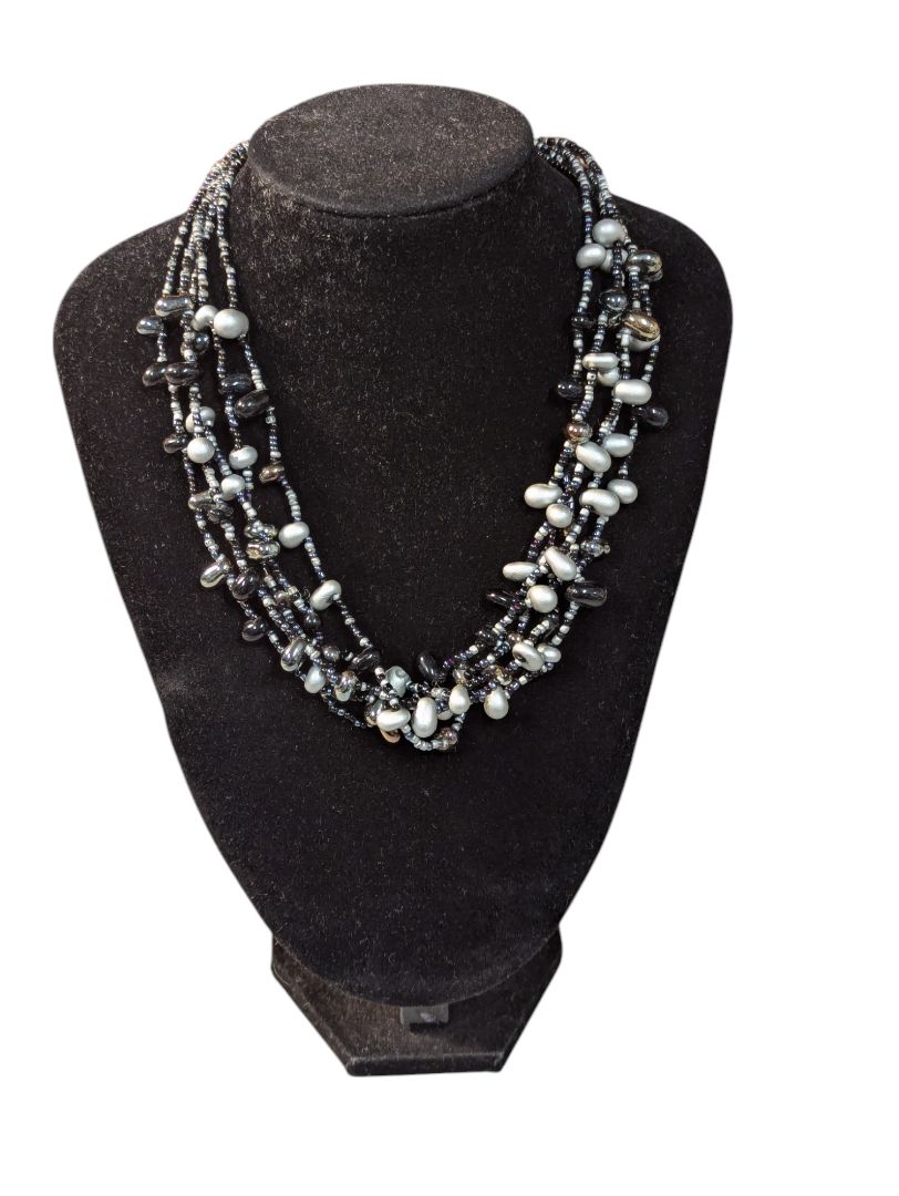 Black Bead Jewelry Set