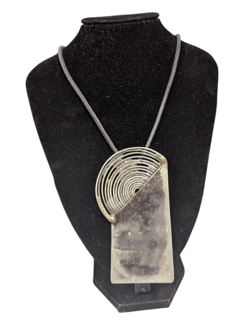 Metal Statement Necklace