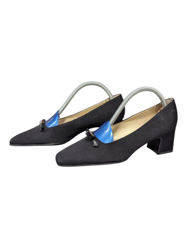 Kaλoynpou Black Heels with Bow Size 6