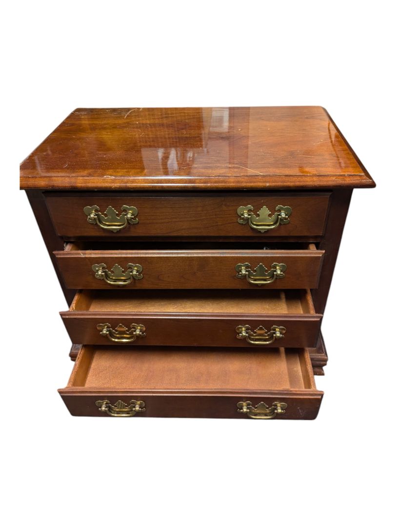Small Wooden Dresser 14