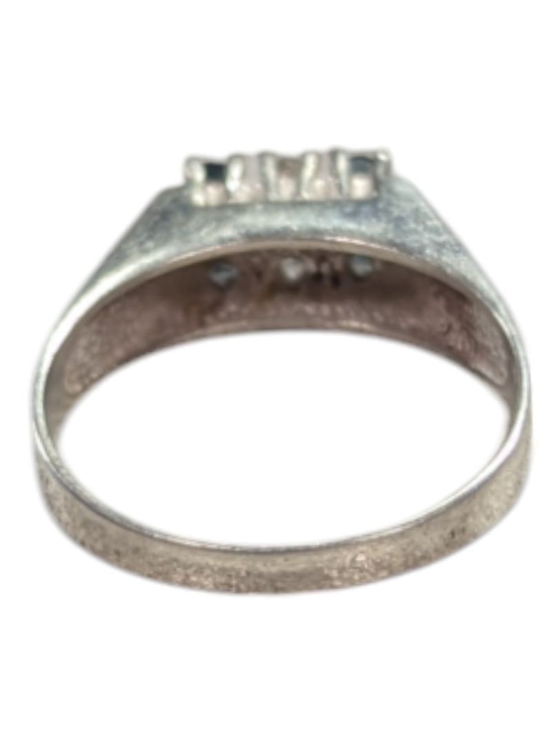 Gem Cluster Signet Silver Ring Size 6 3/4 (17 1/2)
