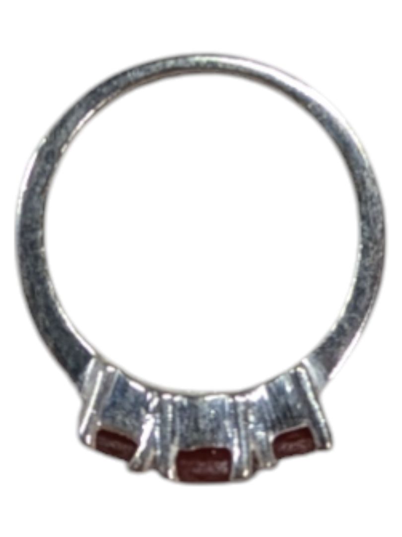 Red Tristone Silver Ring Size 6 1/2 (17)