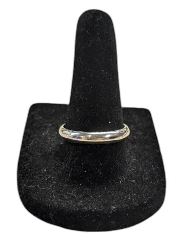 Simple Silver Band Size 5 (15 3/4)