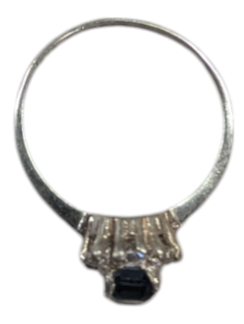 Regal Square Gem Silver Ring Size 4 1/4 (15)