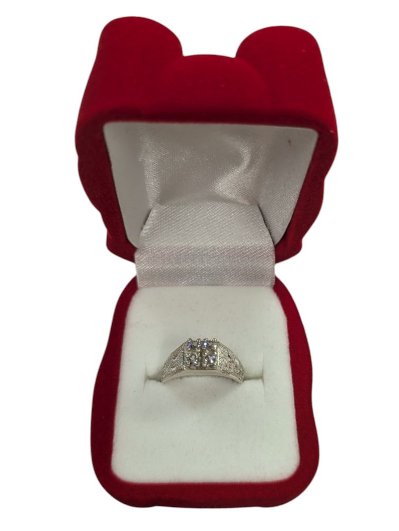 4 Gem Silver Signate Ring Size 4 (15)