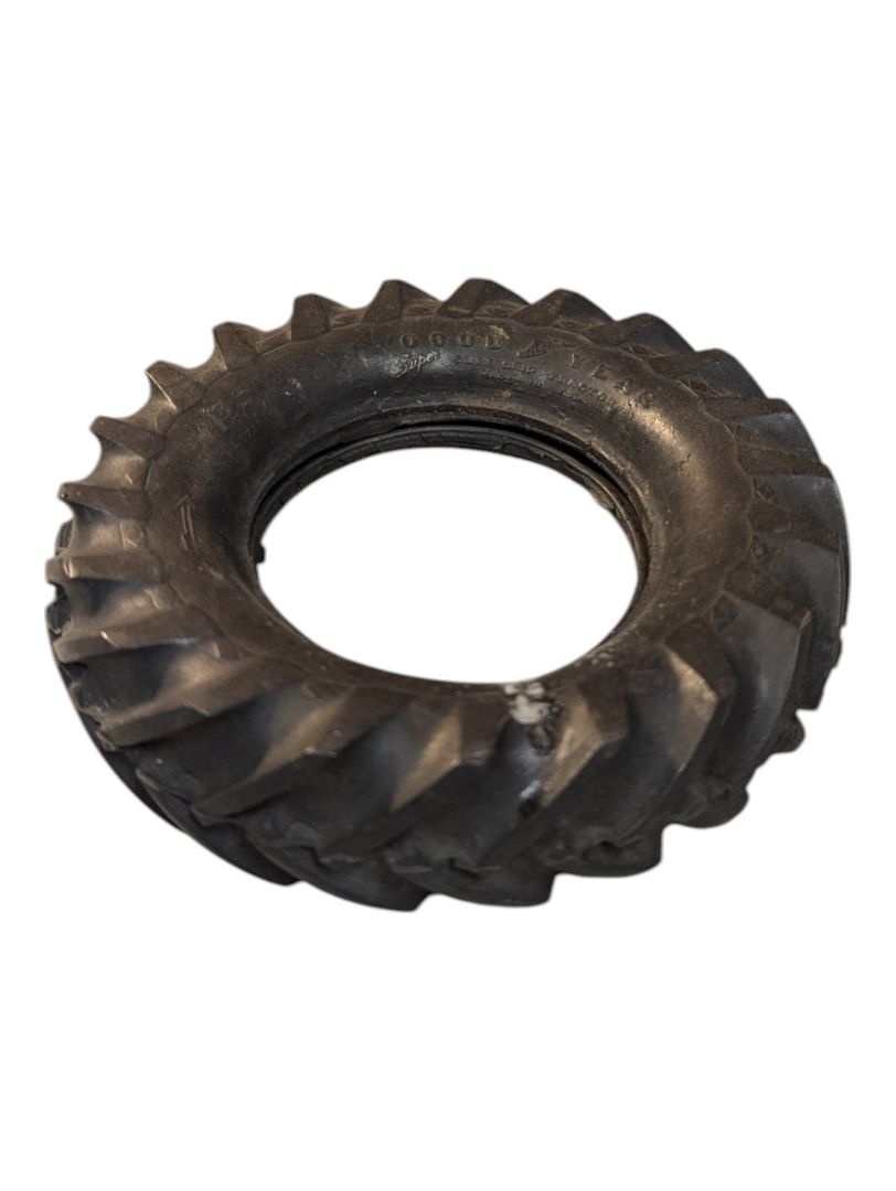 Goodyear Tire Ashtray (no glass)