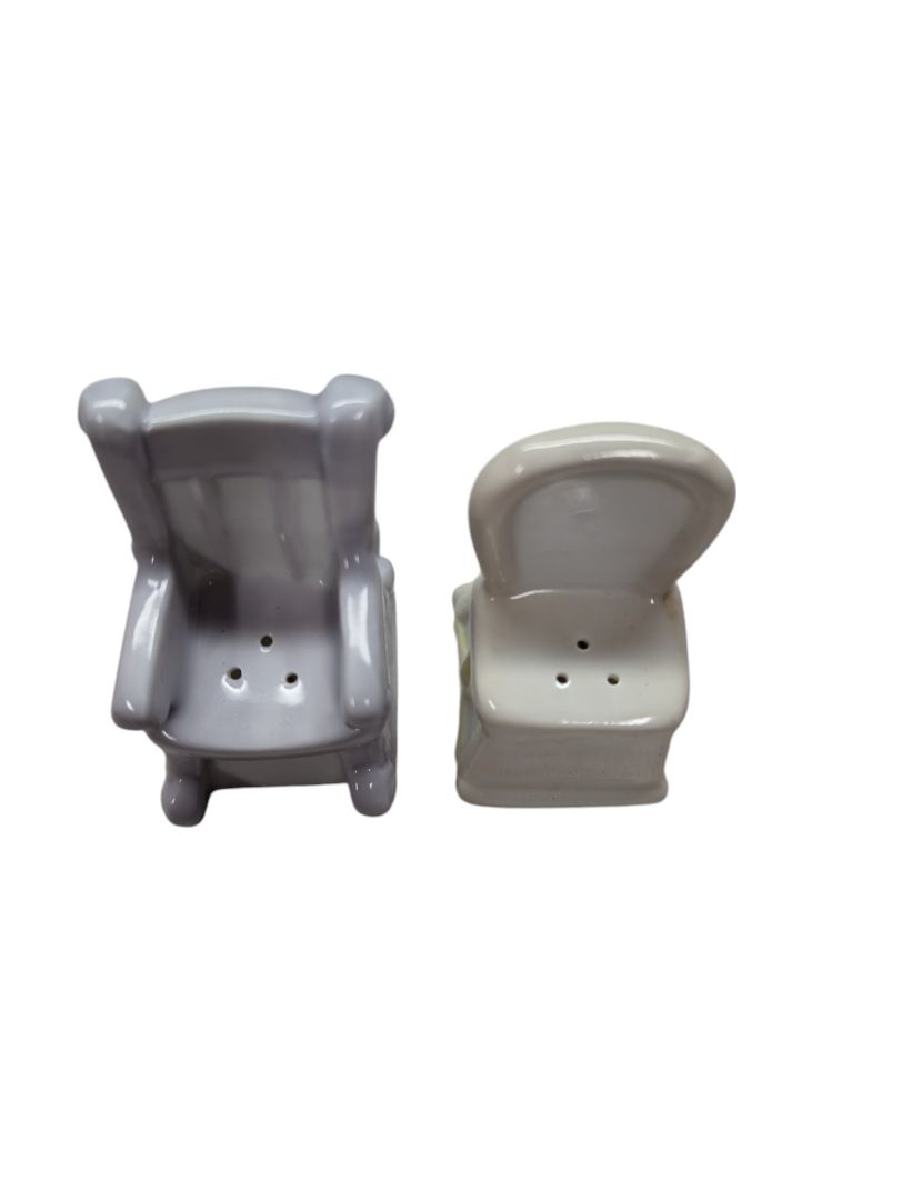 Chair salt and pepper shakers