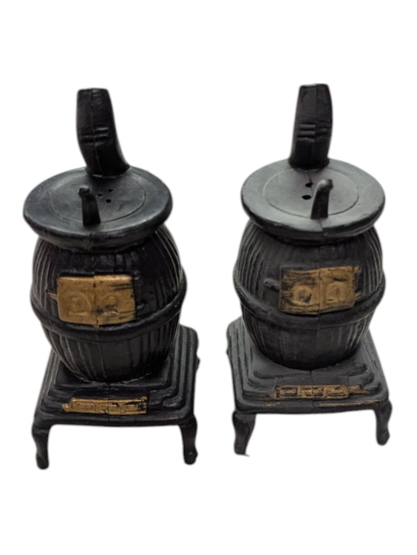 Woodstove salt and pepper shakers