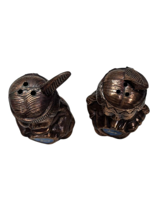 Indigenous People "Ottawa" salt and pepper shakers