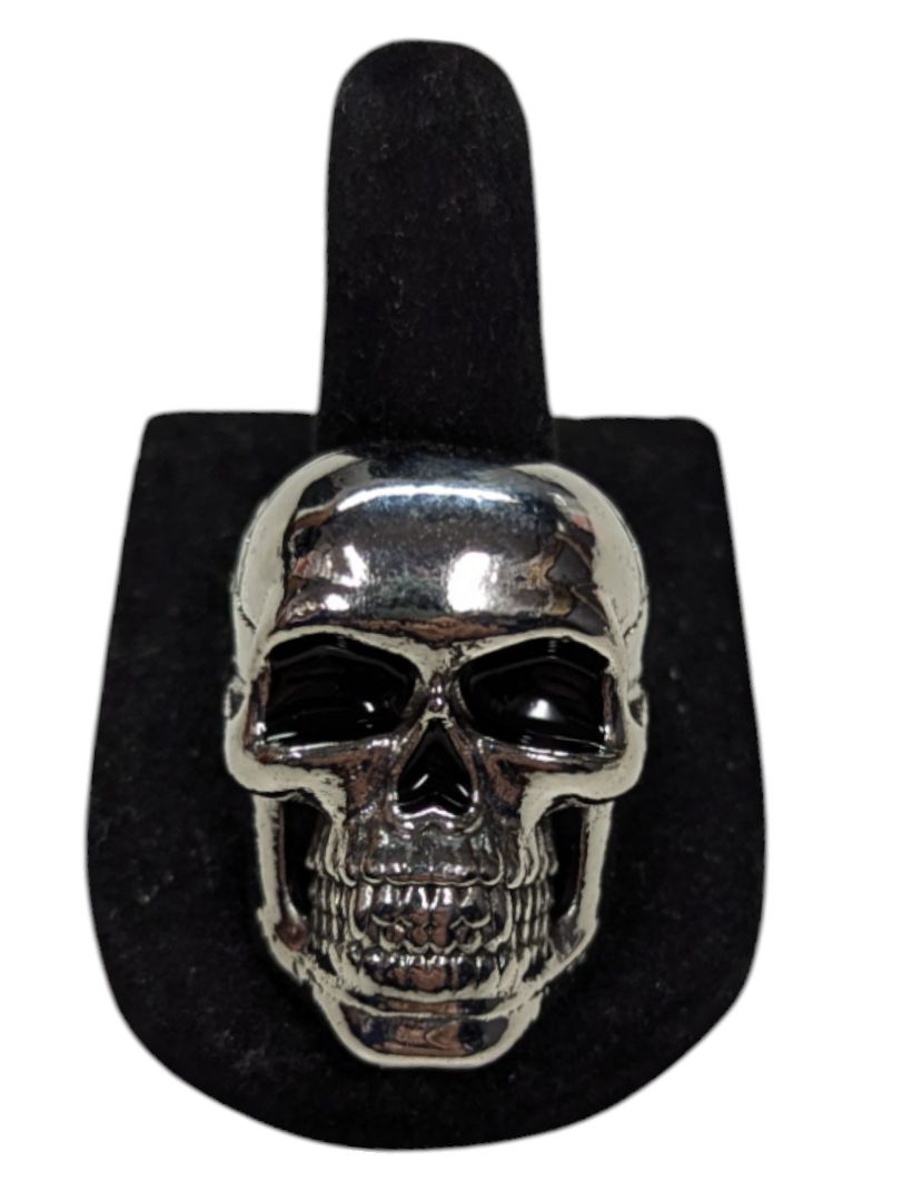 Skull Ring #4 Size 8 (17)