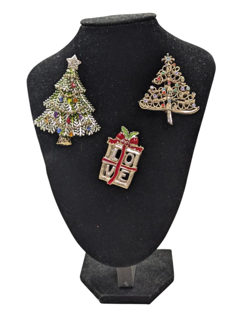 Lot of 3 Christmas Brooches