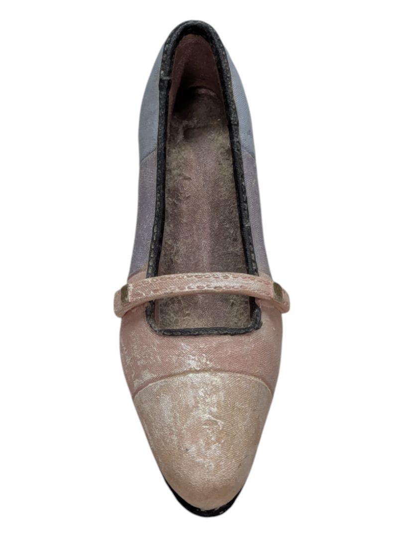 Mini Ceramic Shoe- Pink with Strap