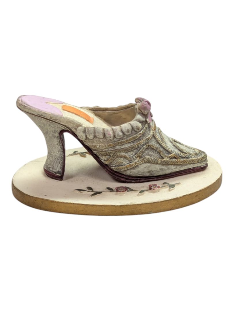 Mini Ceramic Shoe- Grey on Pedistal