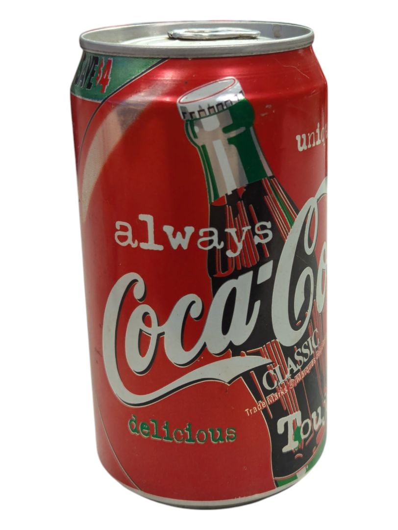 Always Delicious Coca-Cola Can Wonderland