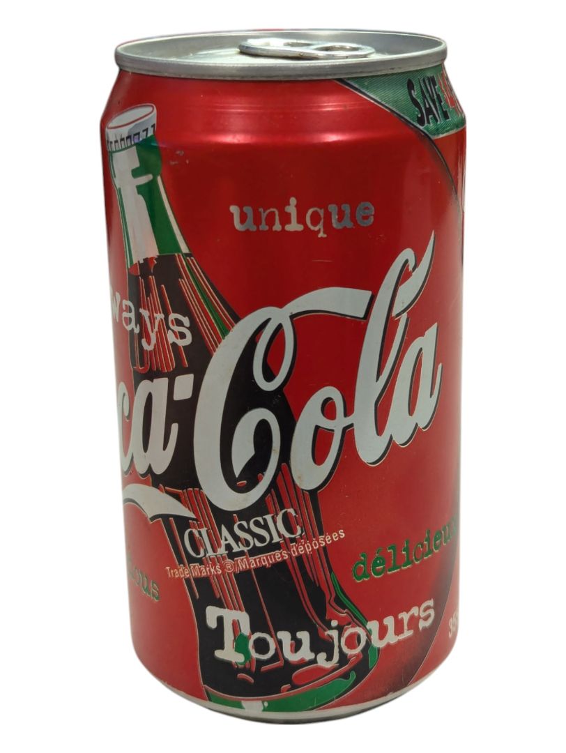 Always Delicious Coca-Cola Can Wonderland