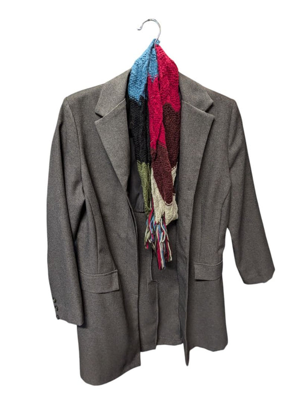 Grey Blazer w Multi-coloured Scarf