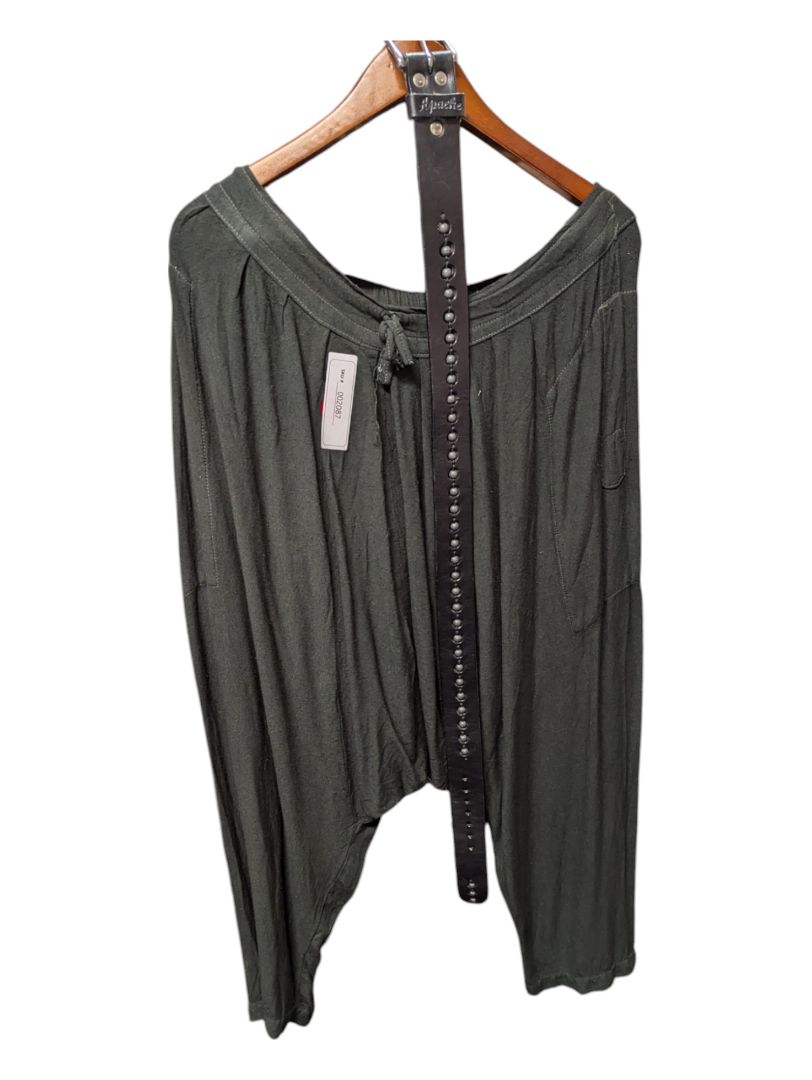 Green Skirt & Black Belt