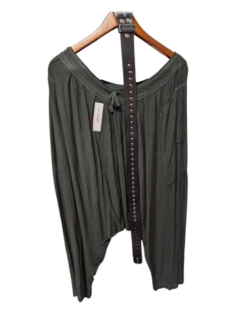 Green Skirt & Black Belt