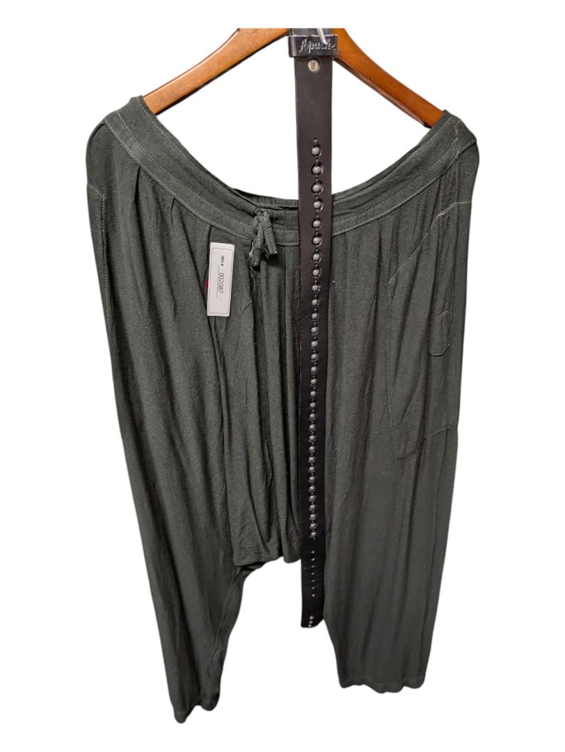 Green Skirt & Black Belt