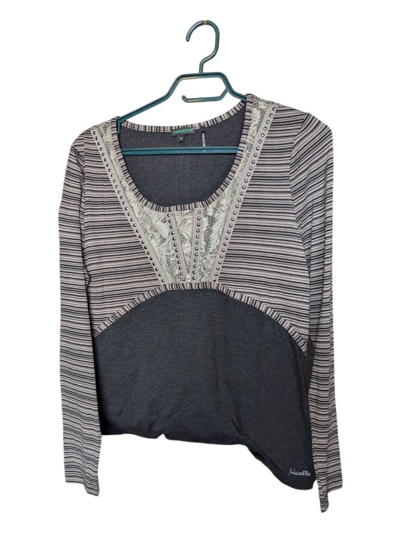 Beige and Grey Tricotto Long Sleave Size Medium