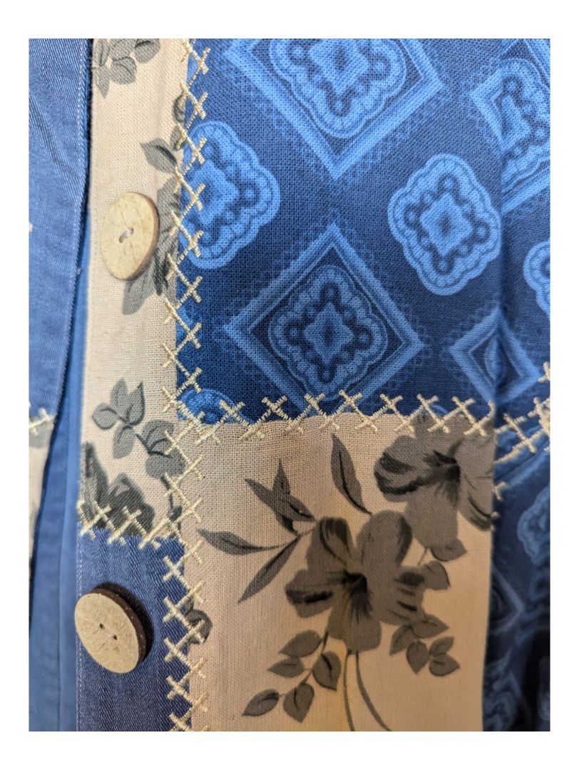 Blue and Cream Northern Reflections Quilt Jacket and Pants Size Small