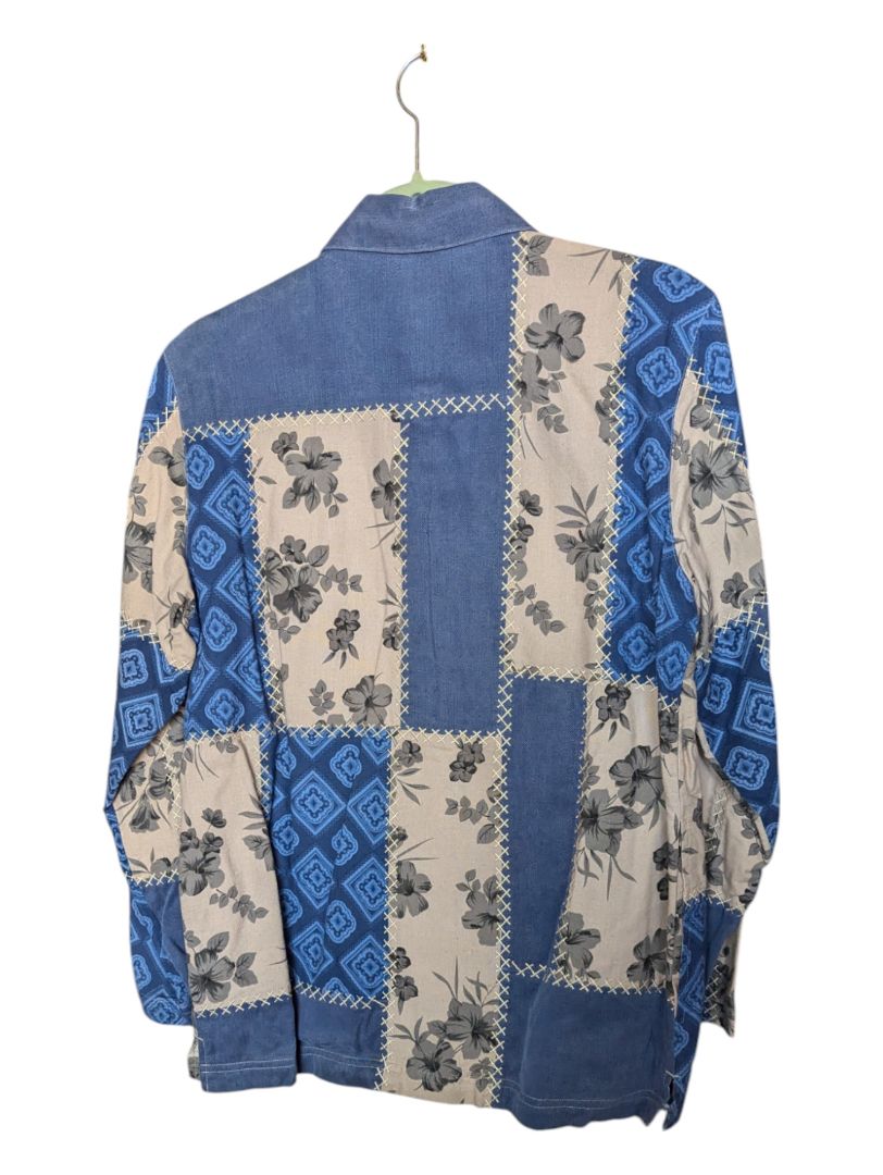 Blue and Cream Northern Reflections Quilt Jacket and Pants Size Small