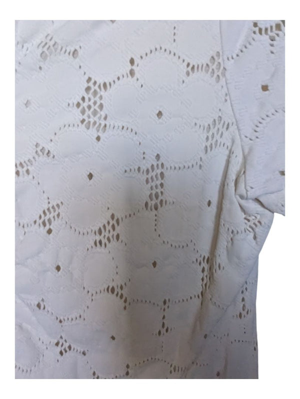 White Short Sleeve with Flower Pattern Ravel Size M