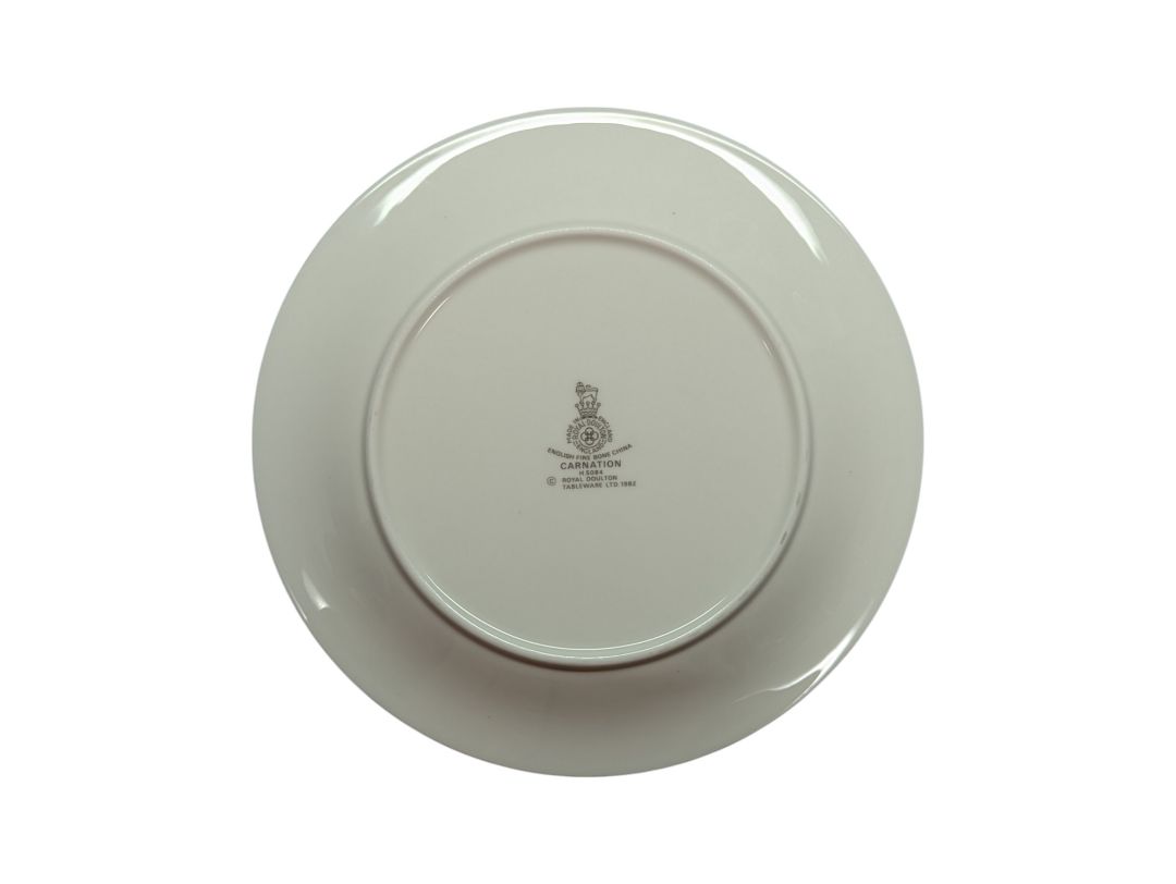 Royal Doulton Carnation Plate and Cup Set (60 pieces)