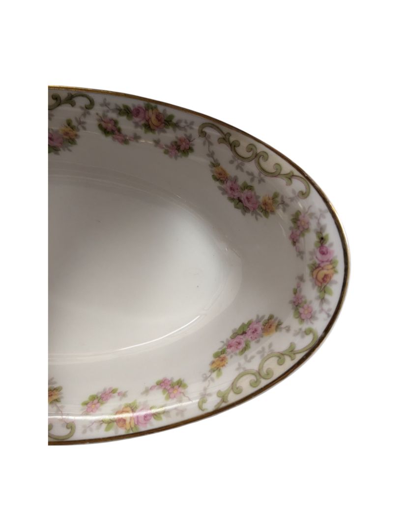Bridal Wreath Dinner Plate