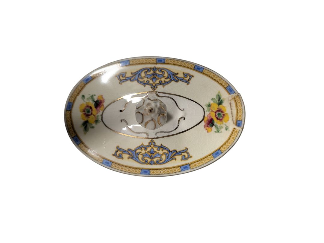 J&G Meakin England Plate, Gravy Bowl and Serving Dish w/ Lid (set of 4)