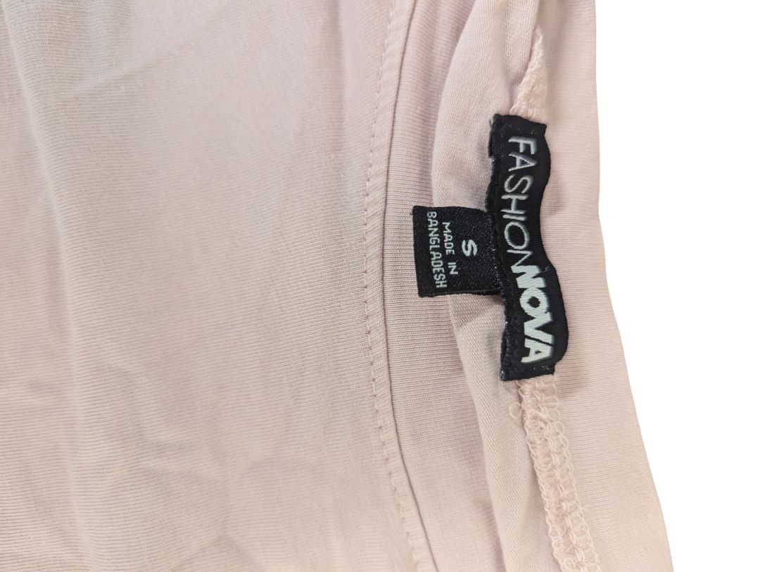 Pink Women's Fashion Nova Crop Top (S)