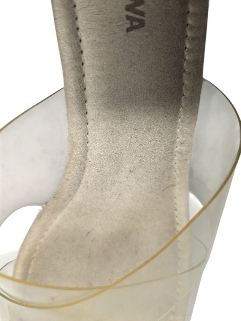 High Heeled Sandals Fashion Nova Size 5