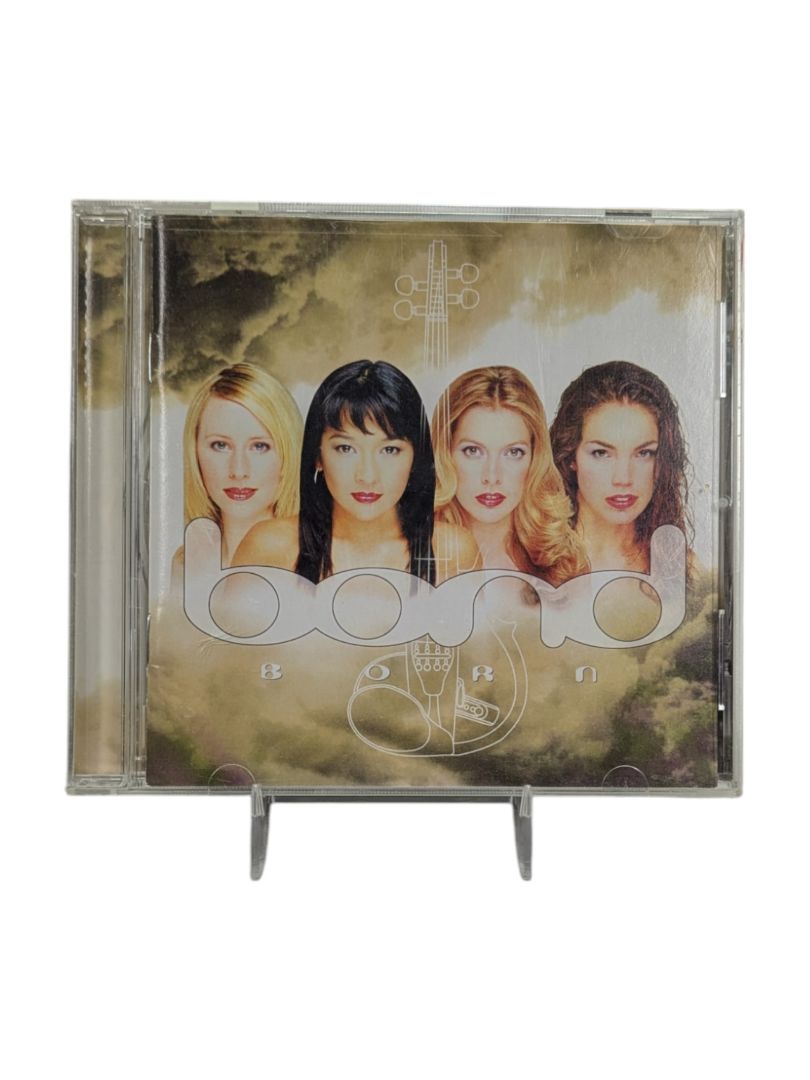 Born: BOND CD