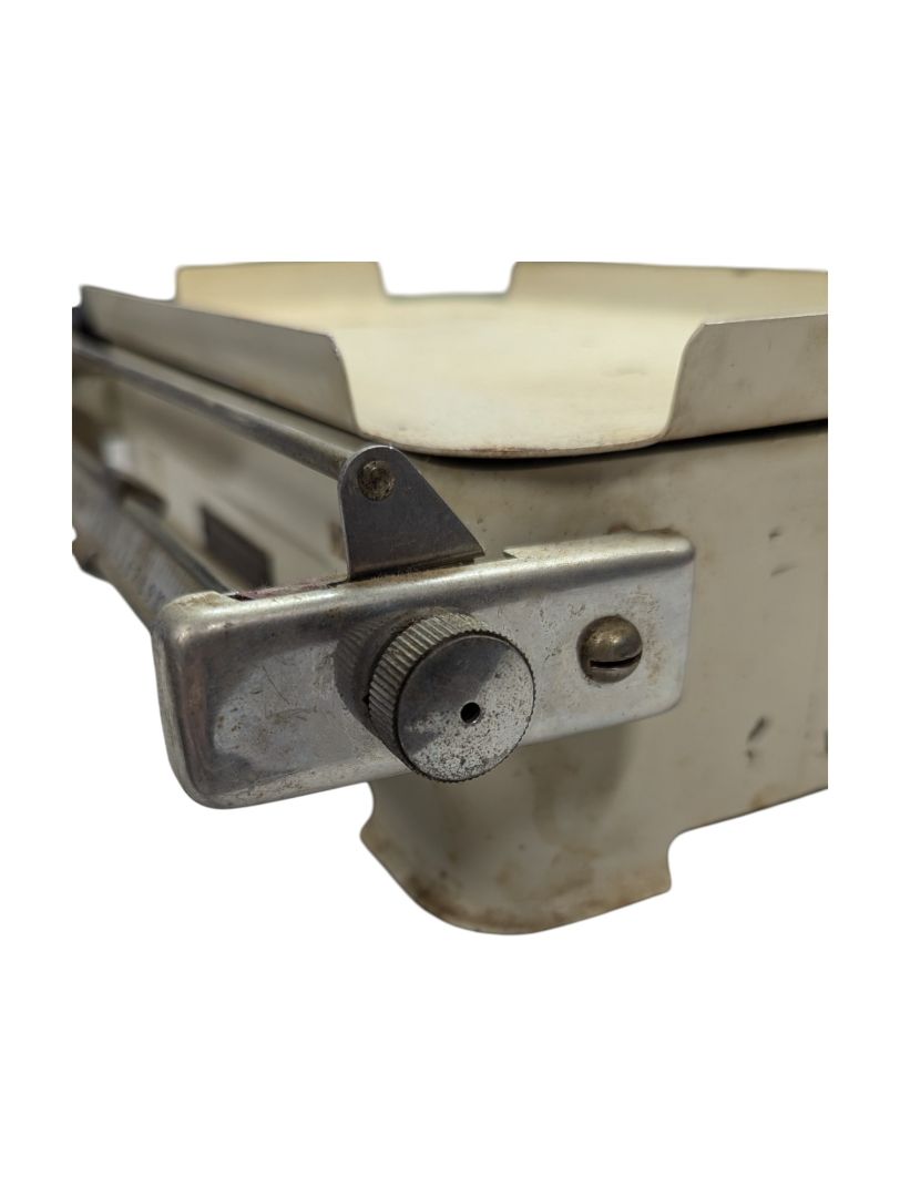 Vintage Baby Scale Mikro