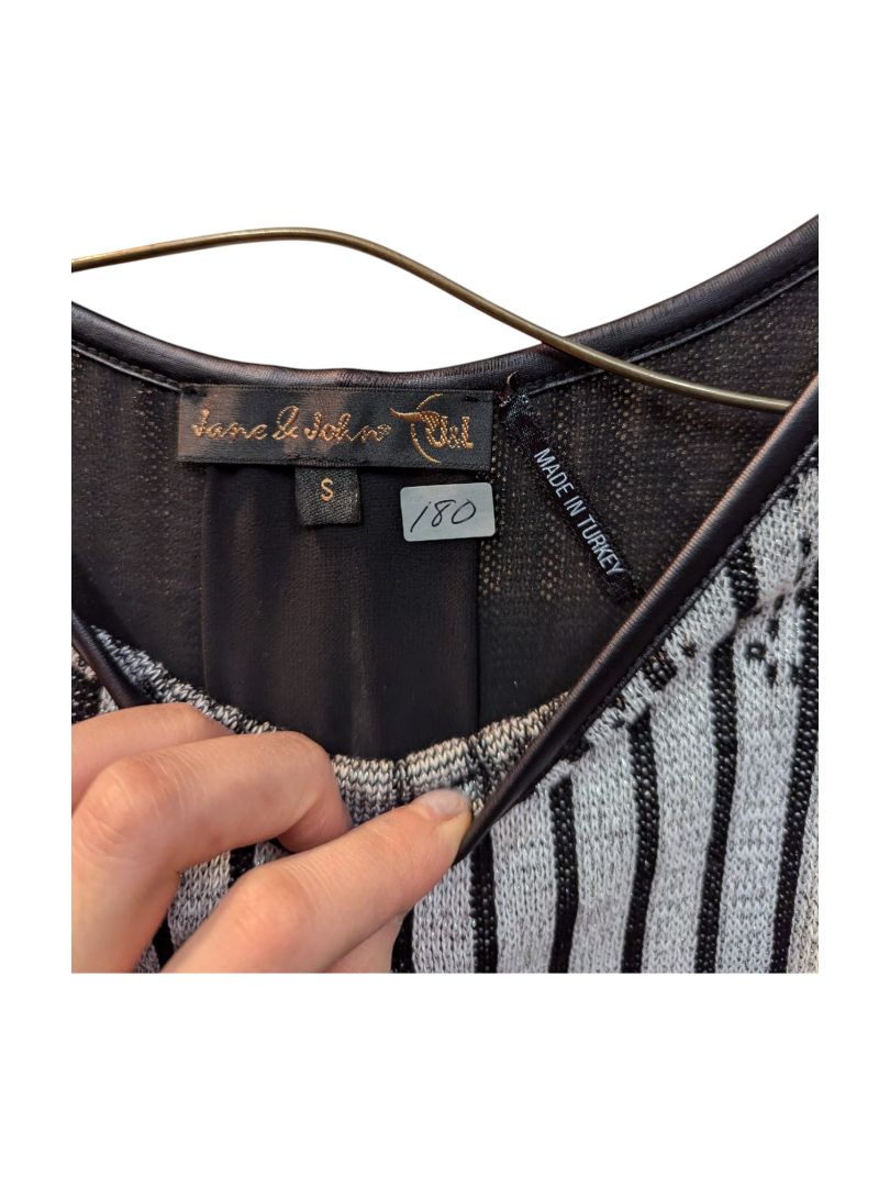 Black and White Line Layered Sweater Jane John Size S