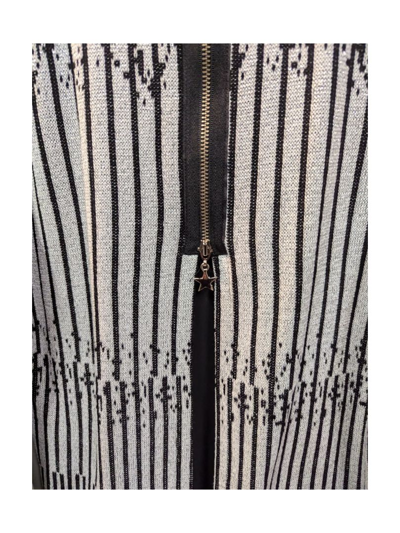Black and White Line Layered Sweater Jane John Size S
