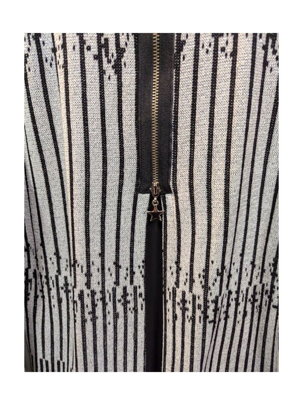 Black and White Line Layered Sweater Jane John Size S