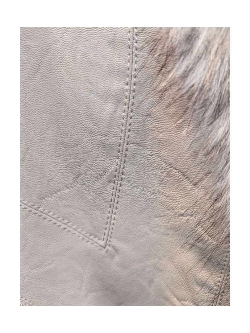 Cream Leather Cropped Jacket with Faux Fur Collar Frank Lyman Size 8