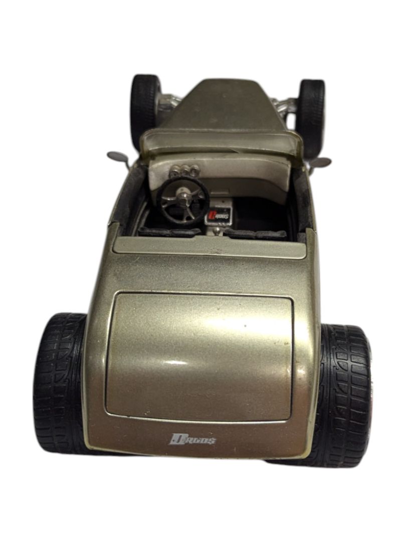 Jada D-Rods 1932 Ford Street Hot Rod Silver Model