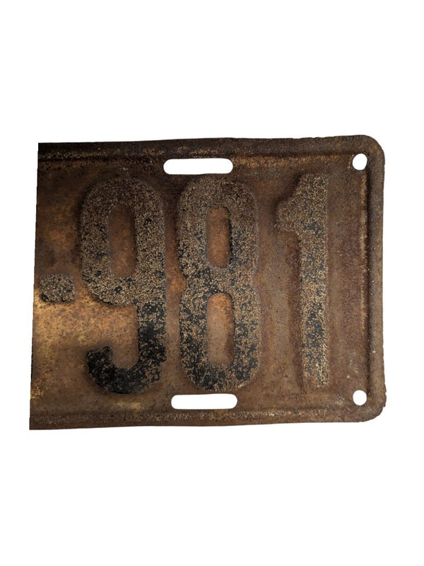 1922 Ontario License Plate (2 pieces)