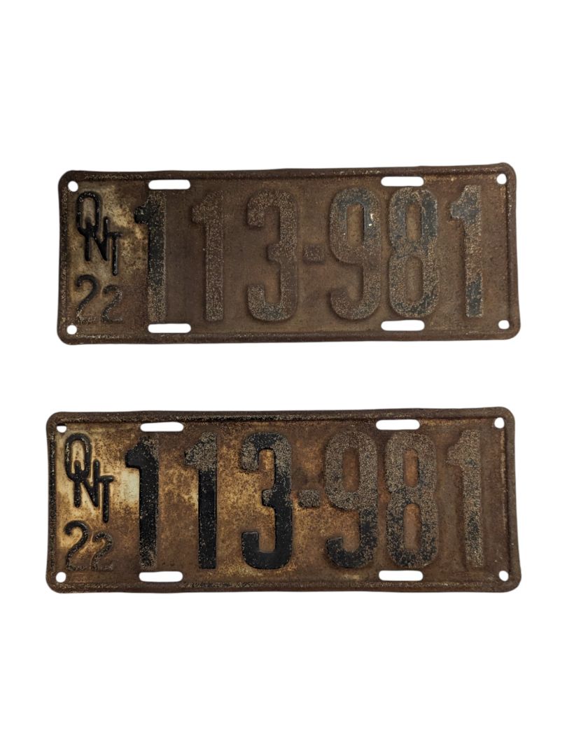 1922 Ontario License Plate (2 pieces)