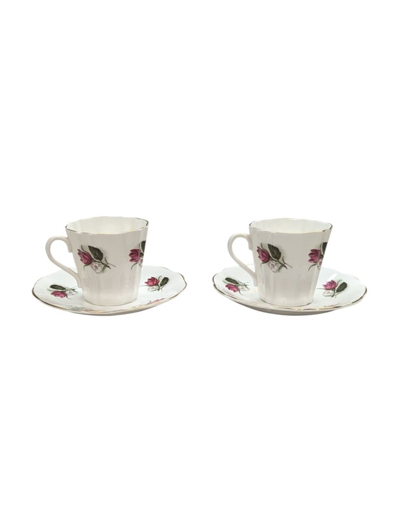 Elizabethan Fine Bone China Teacup and Saucer (4 pieces)