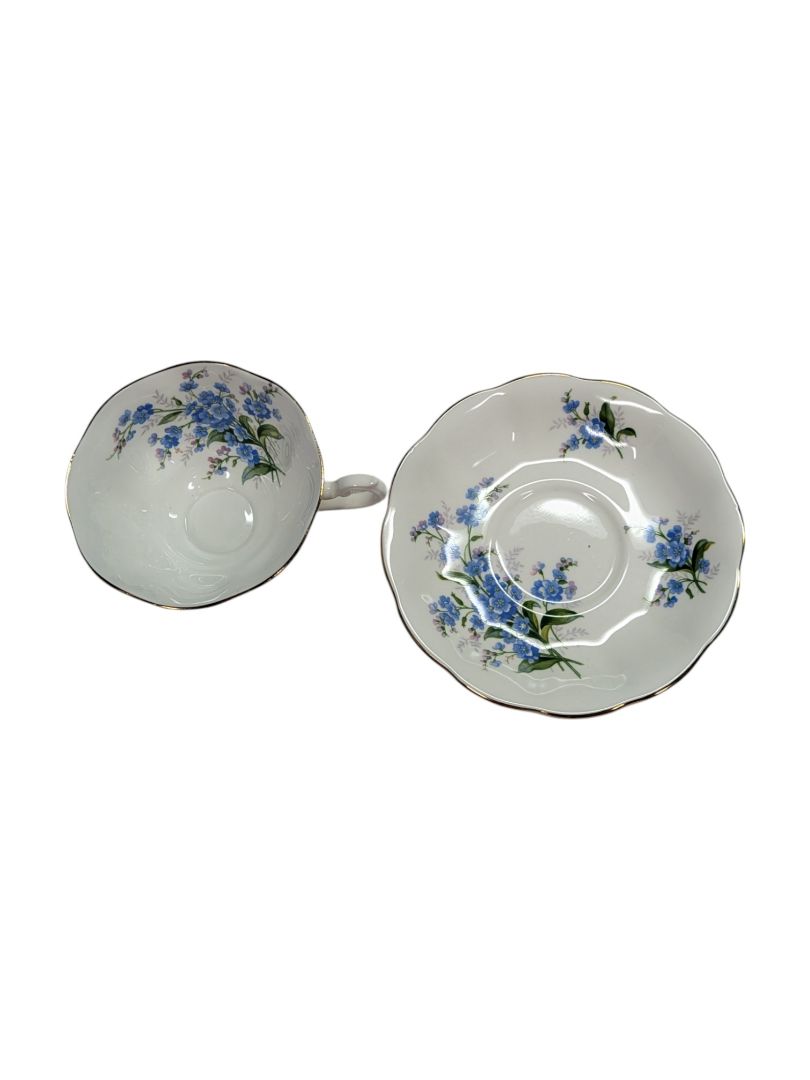 Royal Albert Bone China Blueflower Teacup w/ Saucer (set of 2)